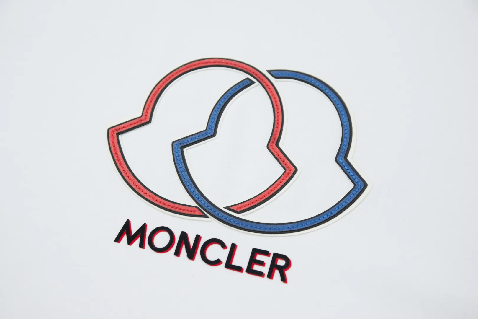 ✨MONC✨🆕25SS New Arrival · 260 100% · 32 1X 1 · · ：White/Black/Gray/Blue Size：S/M/L/XL